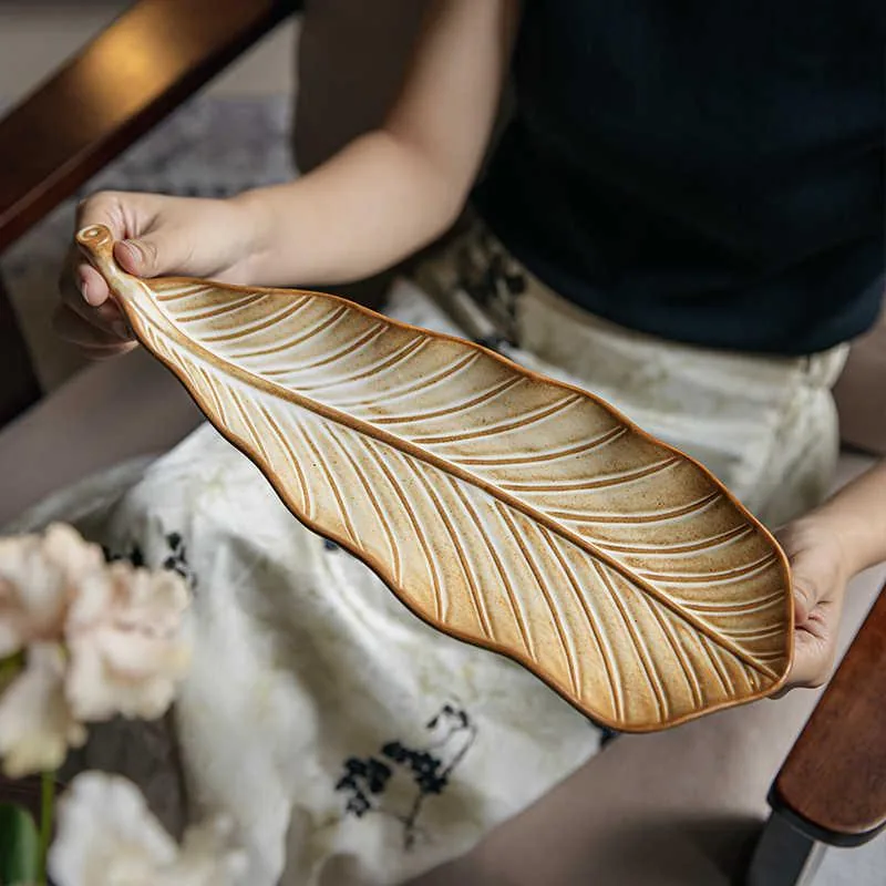 Golden Leaf - Plate