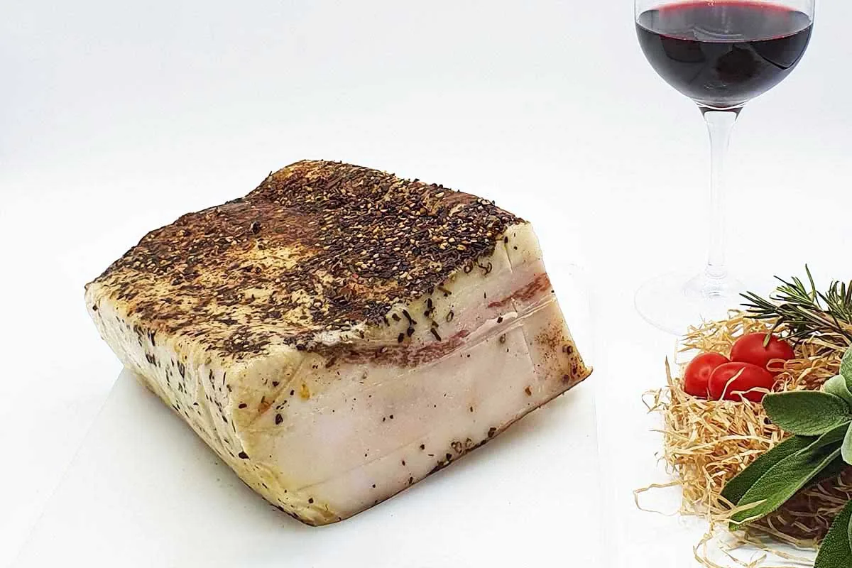 Lardo ai sapori di Lari