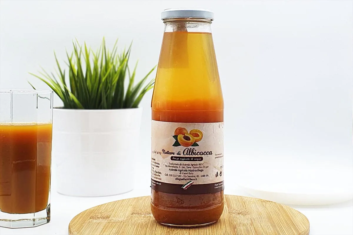 Succo di albicocca